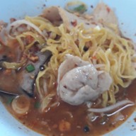 เมนูของร้าน ก๋วยเตี๋ยวลูกชิ้นปลานายหอย