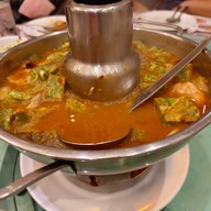 บ้านรับรอง