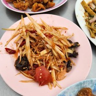 เมนูของร้าน ส้มตำซัดดำ