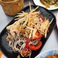 เมนูของร้าน ส้มตำซัดดำ