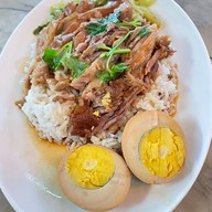 เมนูของร้าน เหลียง ขาหมู Pratunam