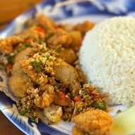กินนี่ อาหารเช้า