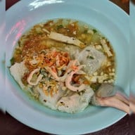 เมนูของร้าน ปากหม้อญวน ติดกับสวนส้มธนาธร