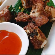 ล้านนัวส์ สุทธิสาร-รัชดา
