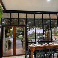 ยินดี Thai Cuisine