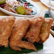 ล้านนัวส์ สุทธิสาร-รัชดา