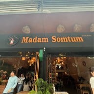 Madam Somtum