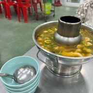 ร้านข้าวต้มสมพงษ์ บางคูวัด