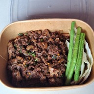 ลาบเหนือ ลำแต้ๆ (บนตึก)