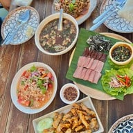 ร้านสะแตกแดกตำ by อี๊ดโปงลาง ปากเกร็ด อี๊ดโปงลาง ปากเกร็ด