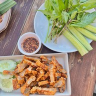 ร้านสะแตกแดกตำ by อี๊ดโปงลาง ปากเกร็ด อี๊ดโปงลาง ปากเกร็ด