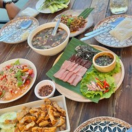 ร้านสะแตกแดกตำ by อี๊ดโปงลาง ปากเกร็ด อี๊ดโปงลาง ปากเกร็ด