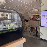 Craze Cafe ⠀⠀⠀⠀Showroom Bom cafe