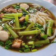 เมนูของร้าน ก๋วยเตี๋ยวลูกชิ้นปลานายใบ้ บางเขน