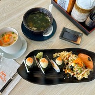 ซูชินินจา บางแสน - ถนนข้าวหลาม