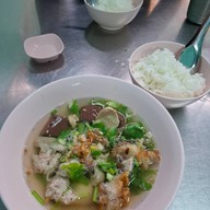 ร้านขาหมูเฮียแป๊ะ สุขุมวิท 93