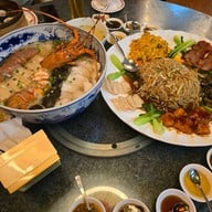 เมนูของร้าน เชียงการีล่า คิทเช่น BTS ช่องนนทรี