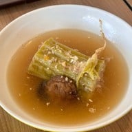 หมูทอดเจ๊จง (สาขาบางบัวทอง) ปั๊มปตท. แยกบางพลูนนทบุรี (PTT Bang Phlu Intersection Nonthaburi)