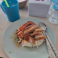 เมนูของร้าน ฮะเซ้ง ราชาเป็ดย่าง สาขา 2 ถนนร่มเกล้า