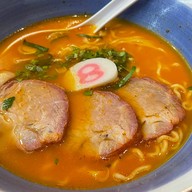 Hachiban Ramen แฟชั่นไอส์แลนด์
