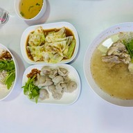 ดา ข้าวต้มปลา (ชลบุรี)  มุกดาหาร