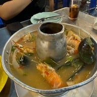 ร้านริมเขื่อน ซีฟู้ด (ร้านกลาง)เจ้าเก่าเท่านั้น