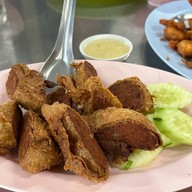 สวนอาหารนำโชค