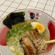 เมนูของร้าน Ryujin Ramen