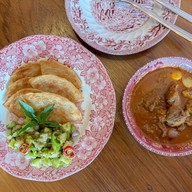 บุศริน Busarin Cuisine