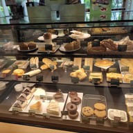 บรรยากาศ Starbucks โรงพยาบาลเมดพาร์ค