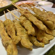 ขนมจีนครูอี๊ดเสาไห้