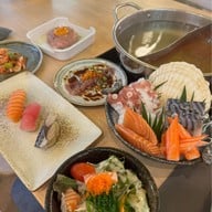 Nigiwai Japanese Cuisine Suratthani 魚の賑わい มะขามเตี้ย
