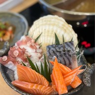 Nigiwai Japanese Cuisine Suratthani 魚の賑わい มะขามเตี้ย