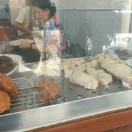 ข้าวมันไก่ โง้วชุ้งฮวด ซ.จรัญ 66/1 หรือ ซ.เจ้าพระยาสยาม สะพานกรุงธน