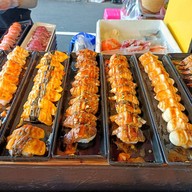 เมนูของร้าน เหินฟ้าอินดี้ ชูชิย่างไฟ By Chef Tum ตลาดปากทางหน้าหมู่บ้านเศรษฐกิจ เพชรเกษม102