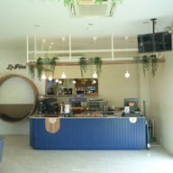 Le Pere Bakery- เลอ แปร์ เบเกอรี่ สาขารังสิต