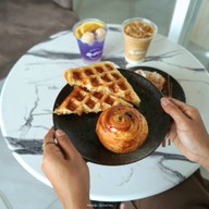 Le Pere Bakery- เลอ แปร์ เบเกอรี่ สาขารังสิต