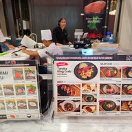 เมนู Hanasaki Donburi and Sashimi Bar