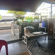 จีฟั่น ข้าวมันไก่เบตง