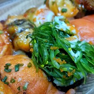 เมนูของร้าน เหินฟ้าอินดี้ ชูชิย่างไฟ By Chef Tum ตลาดปากทางหน้าหมู่บ้านเศรษฐกิจ เพชรเกษม102