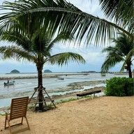 Whalecome cafe X Kallapangha -