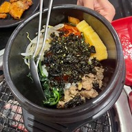 AKA ซีคอนสแควร์