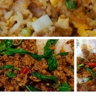 ครัวคุณต้อยกระเพรา🌶️พริกแห้งโบราน🍲🍱🥘 บ้านเอื้อสะพานขาวตึก 63 ห้อง 09เฟสเก่านะคะ