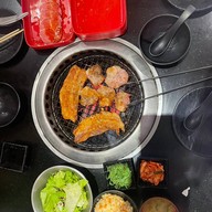 AKA ซีคอนสแควร์