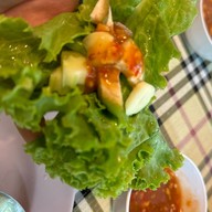 ป้าเก๋แหนมเนือง