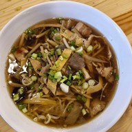 เมนูของร้าน YUJI NOODLES 余记面馆