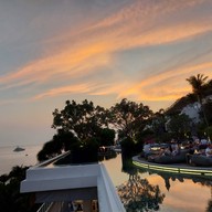 บรรยากาศ Hansha Bar- The Nai Harn Phuket