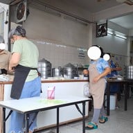 หน้าร้าน ข้าวมันไก่ลมหวล หัวหิน