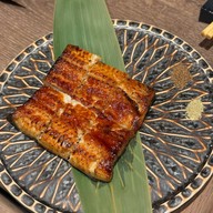 Gen Japanese Charcoal Grill Restaurant & Bar เอกมัย