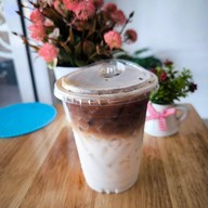 ปัง เค้ก Coffee & Bekary Homemade ตลาดโป่งไผ่ นิคม 304